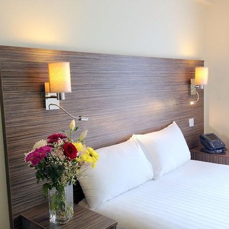 Ely House Hotel Wolverhampton Extérieur photo