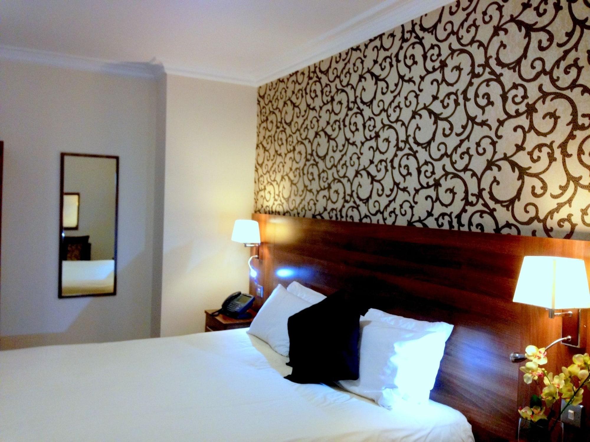 Ely House Hotel Wolverhampton Extérieur photo
