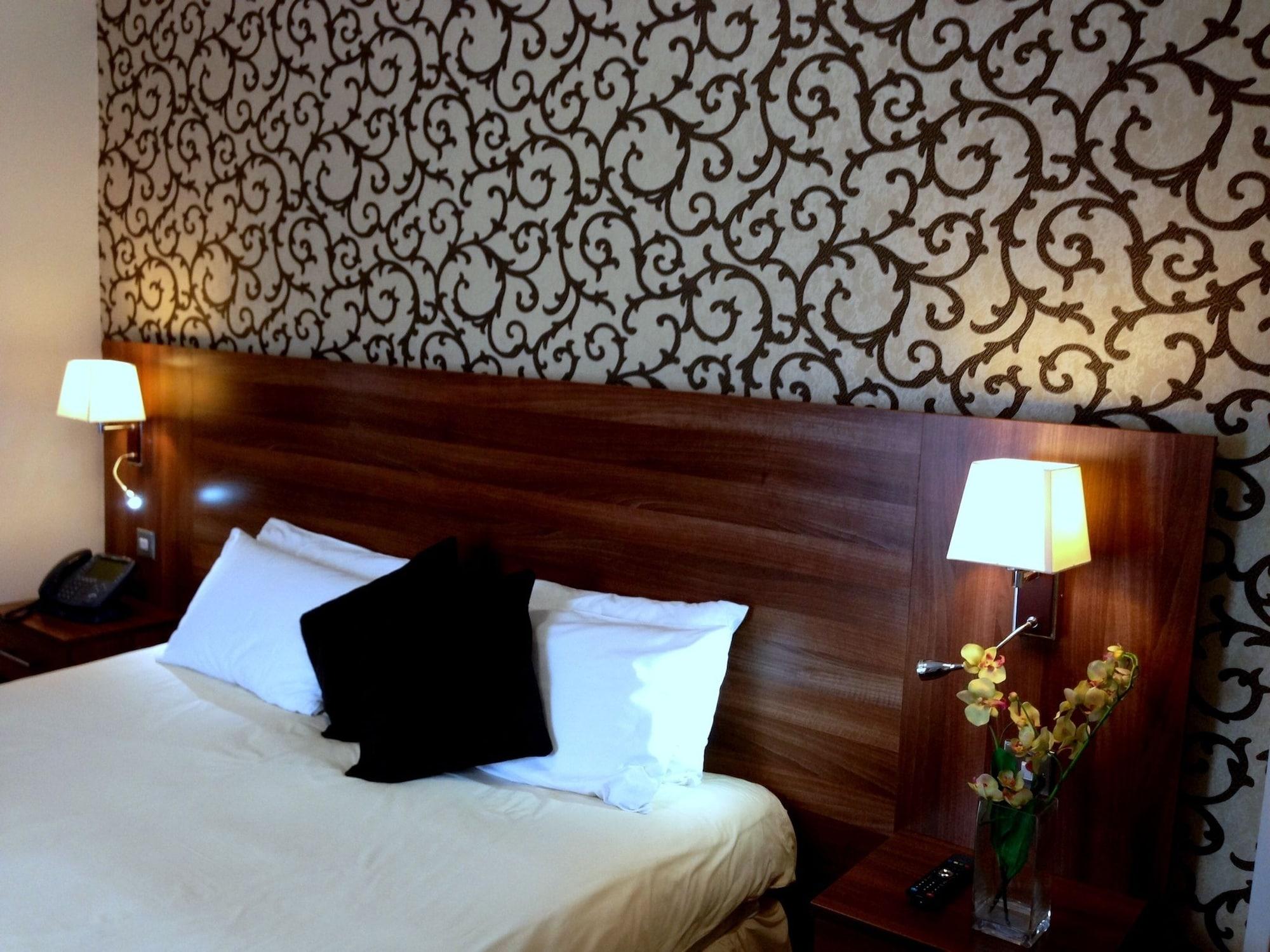 Ely House Hotel Wolverhampton Extérieur photo