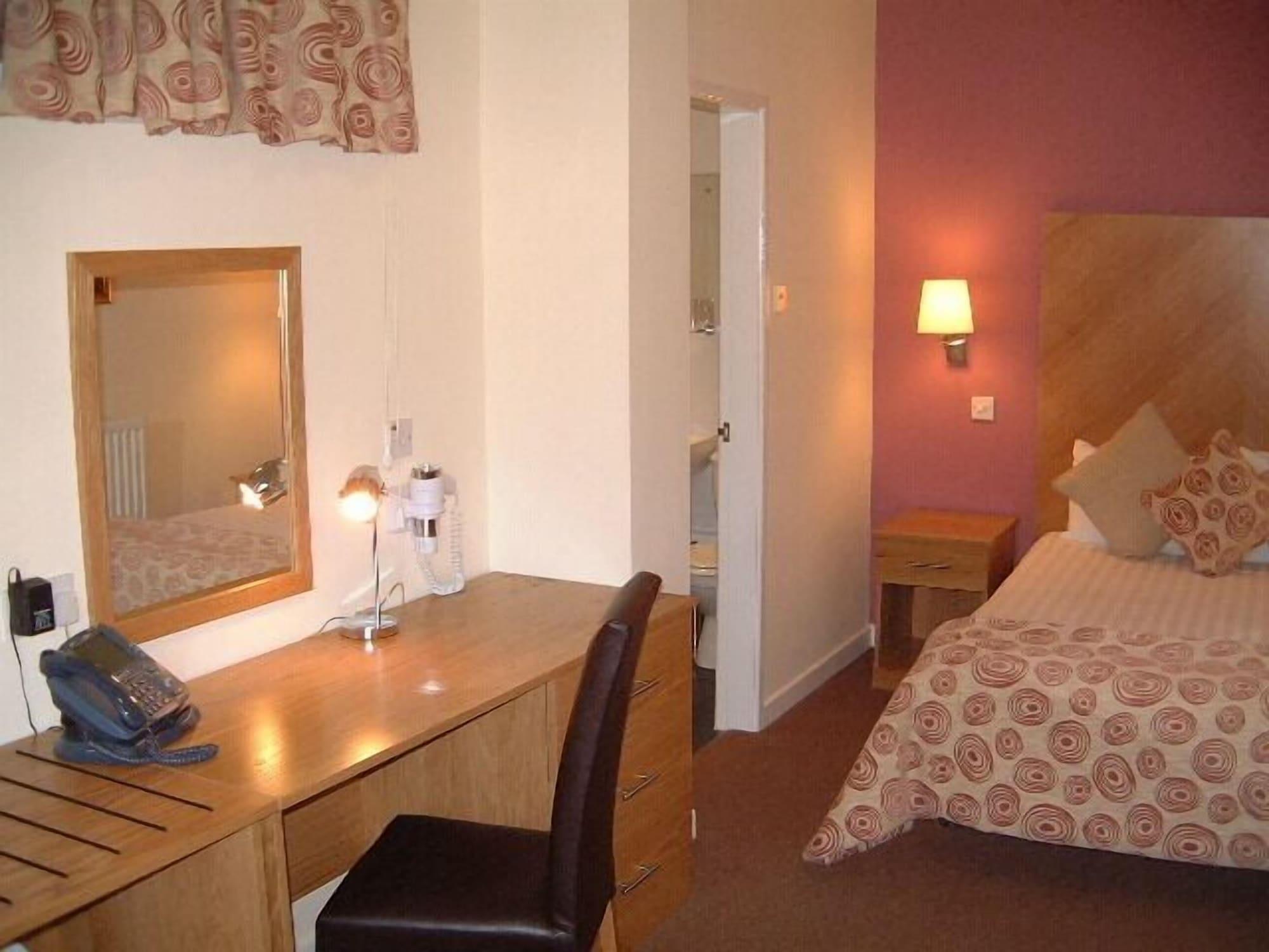 Ely House Hotel Wolverhampton Chambre photo